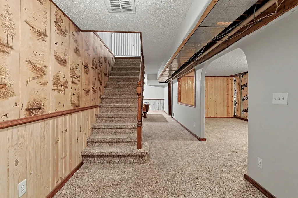 533 E Parkwood Rose Hill KS 67133