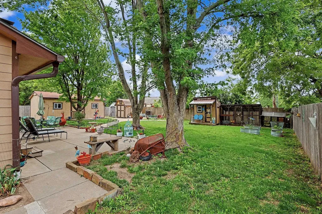 533 E Parkwood Rose Hill KS 67133