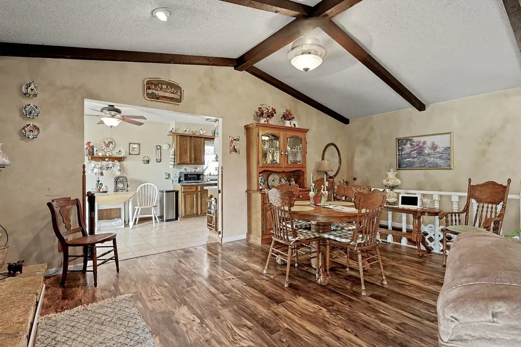 533 E Parkwood Rose Hill KS 67133