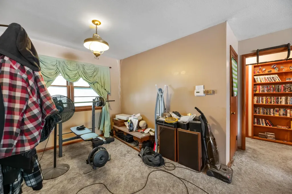 3532 S Seneca Wichita KS 67217