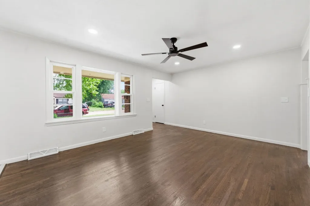 1531 E Crowley Wichita KS 67216