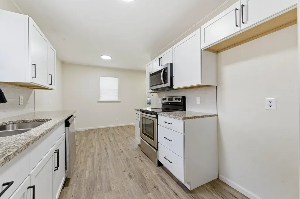 1531 E Crowley Wichita KS 67216