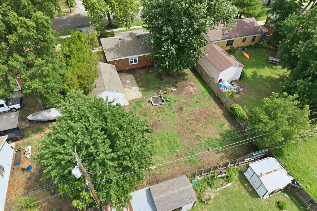 1531 E Crowley Wichita KS 67216