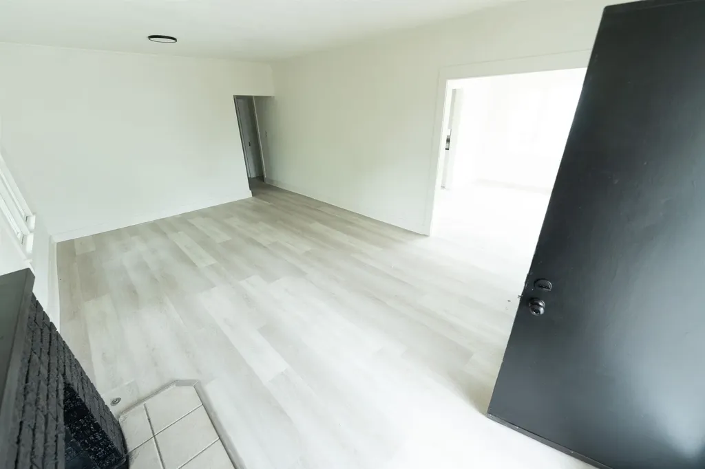 418 N Houser El Dorado KS 67042
