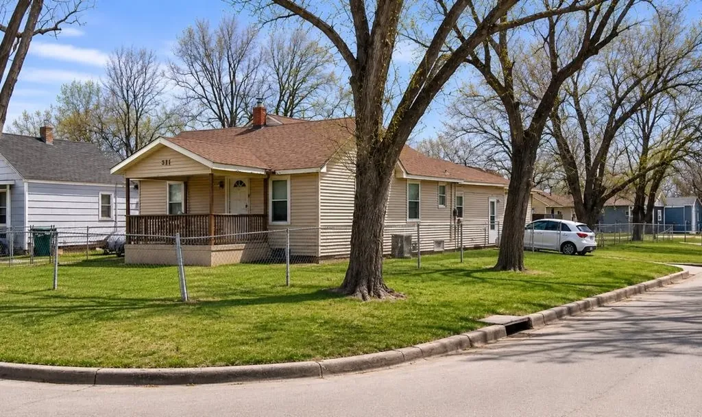 1301 S Vine Street Wichita KS 67213