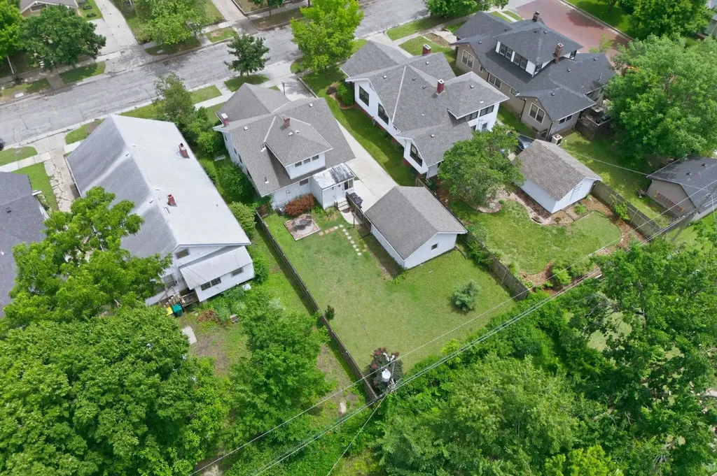 411 N Clifton Wichita KS 67208