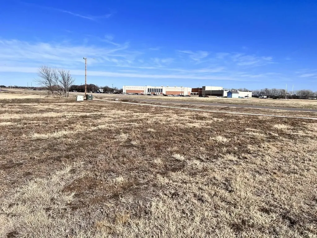 1208 E Park Glen Street Clearwater KS 67026