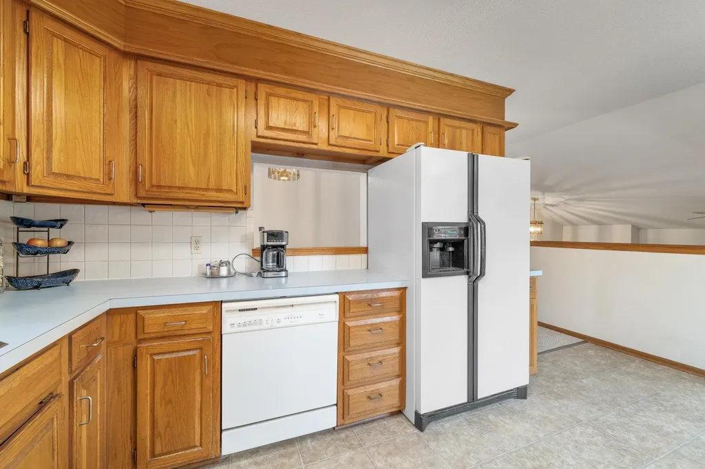1909 N Smarsh Lane Wichita KS 67212-1473