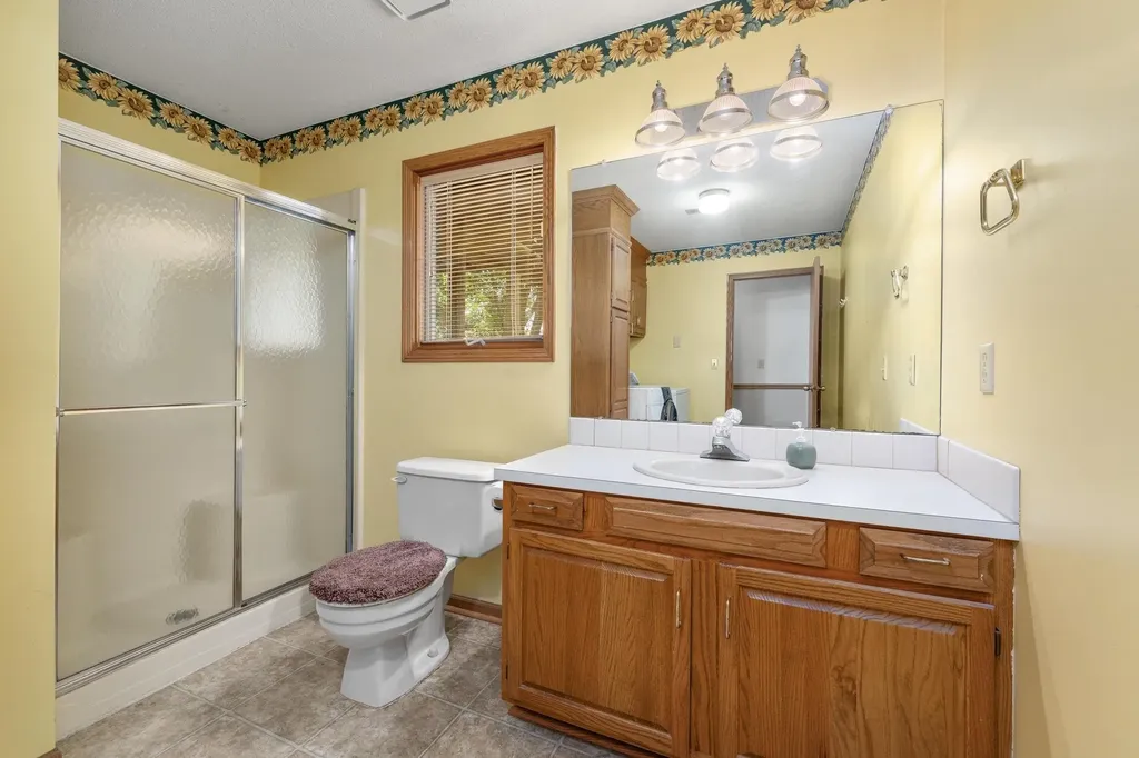 1909 N Smarsh Lane Wichita KS 67212-1473