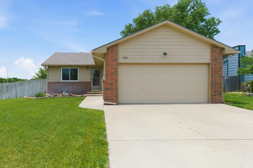 1500 Sunset Court Goddard KS 67052