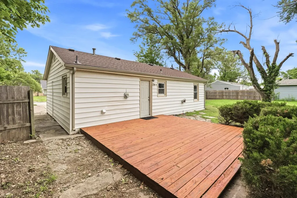 3317 W 9th Street N Wichita KS 67203