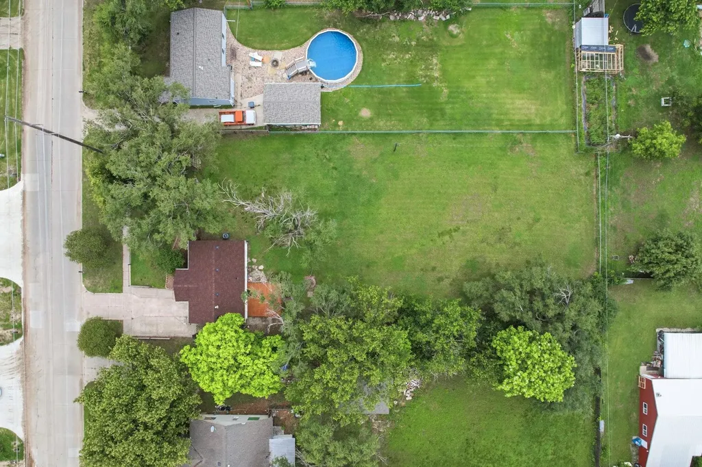 3317 W 9th Street N Wichita KS 67203
