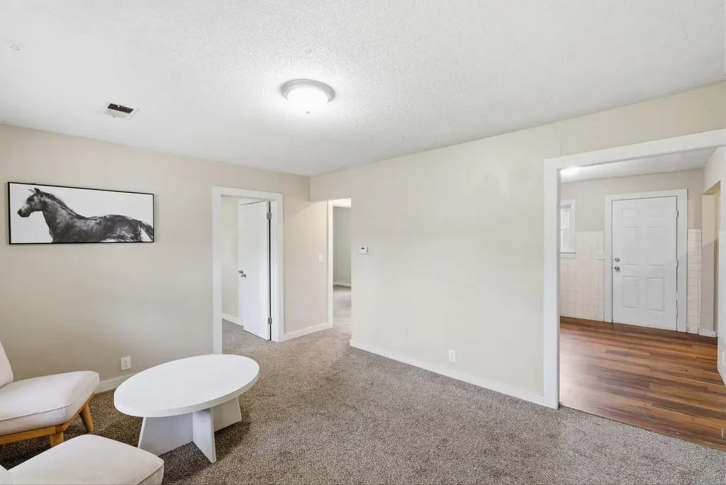 3317 W 9th Street N Wichita KS 67203