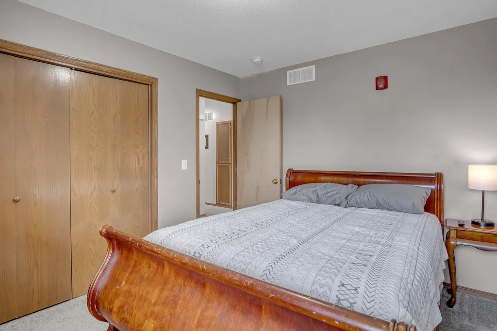 215 Sutton Newton KS 67114
