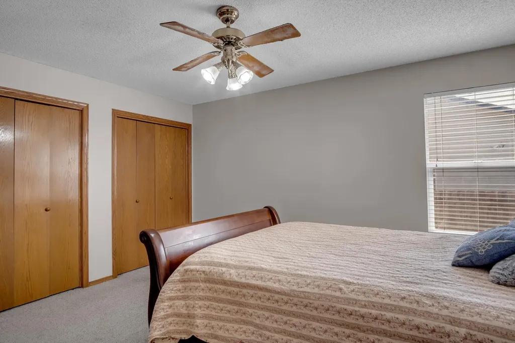 215 Sutton Newton KS 67114