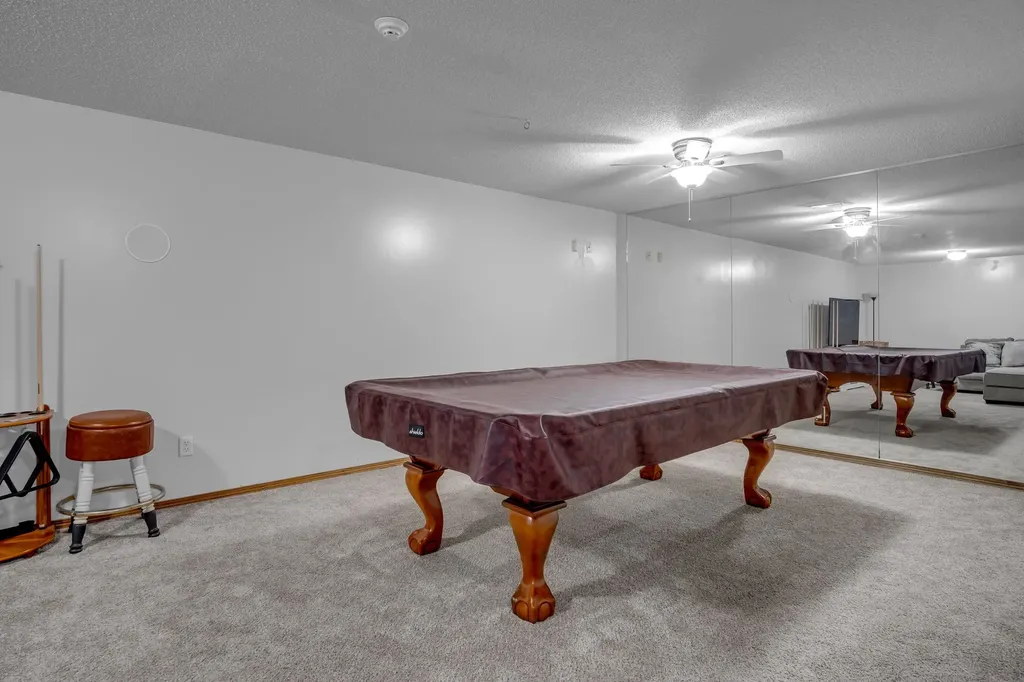 215 Sutton Newton KS 67114
