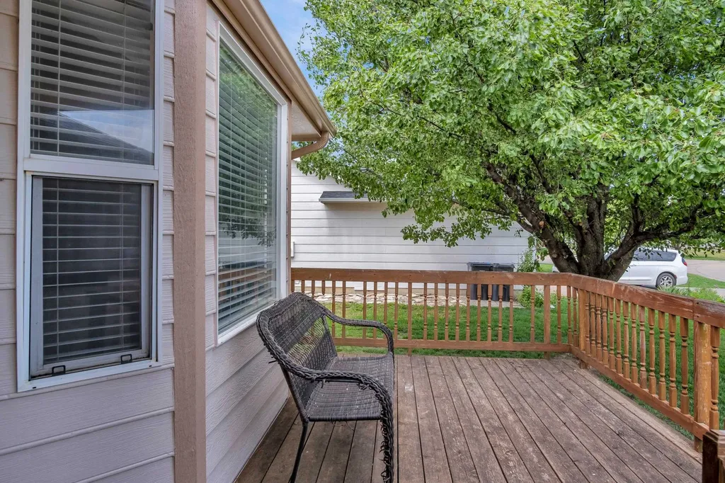 215 Sutton Newton KS 67114
