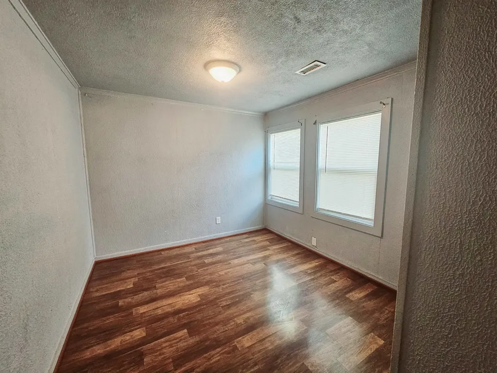 3827-3829-3231 E Cessna Street Wichita KS 67210
