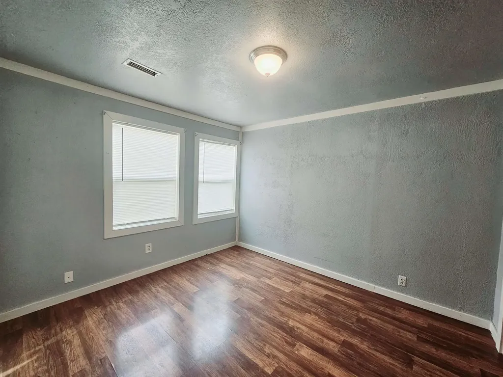 3827-3829-3231 E Cessna Street Wichita KS 67210