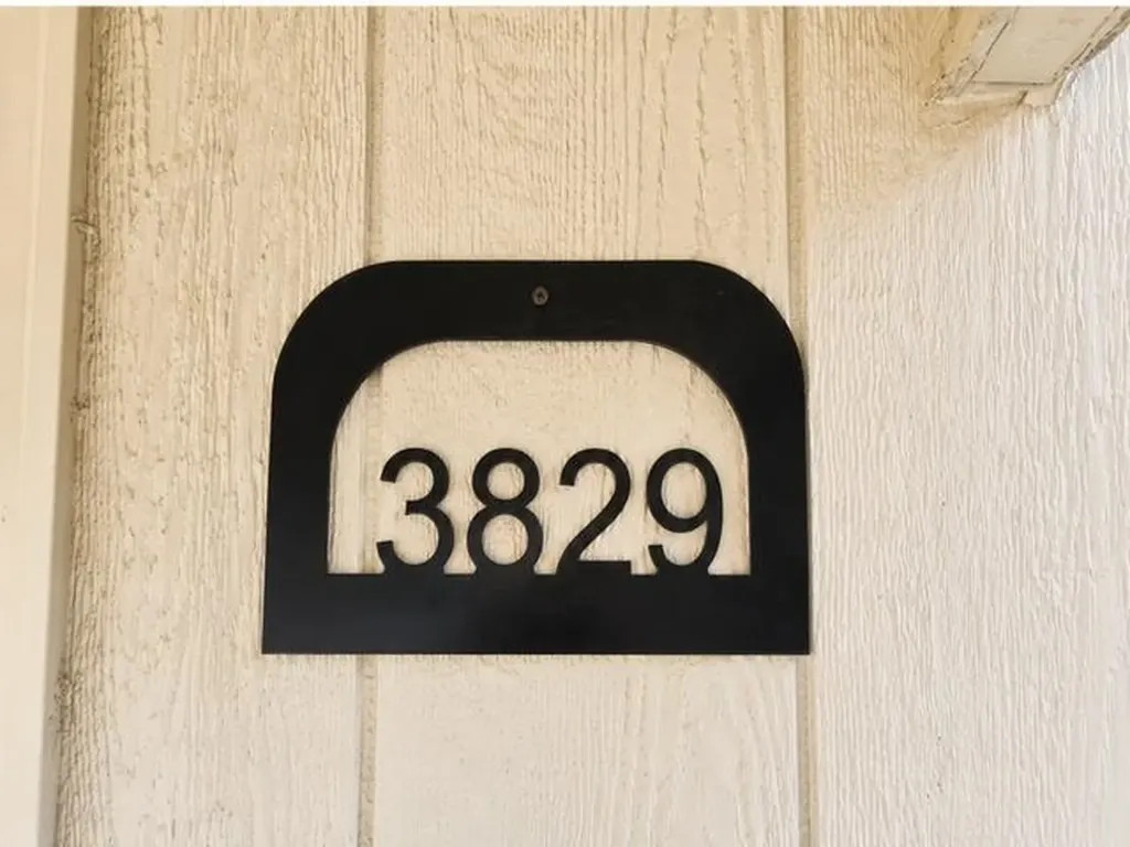 3827-3829-3231 E Cessna Street Wichita KS 67210