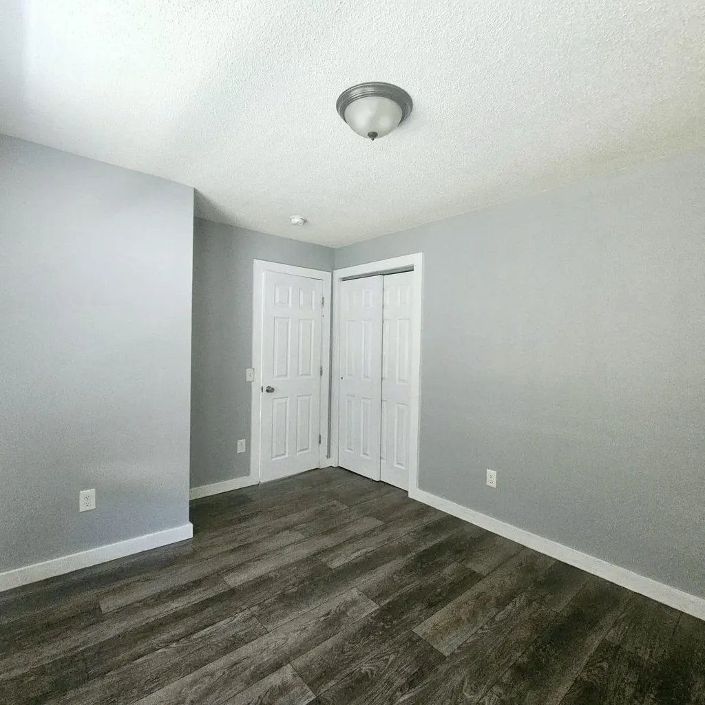 3827-3829-3231 E Cessna Street Wichita KS 67210