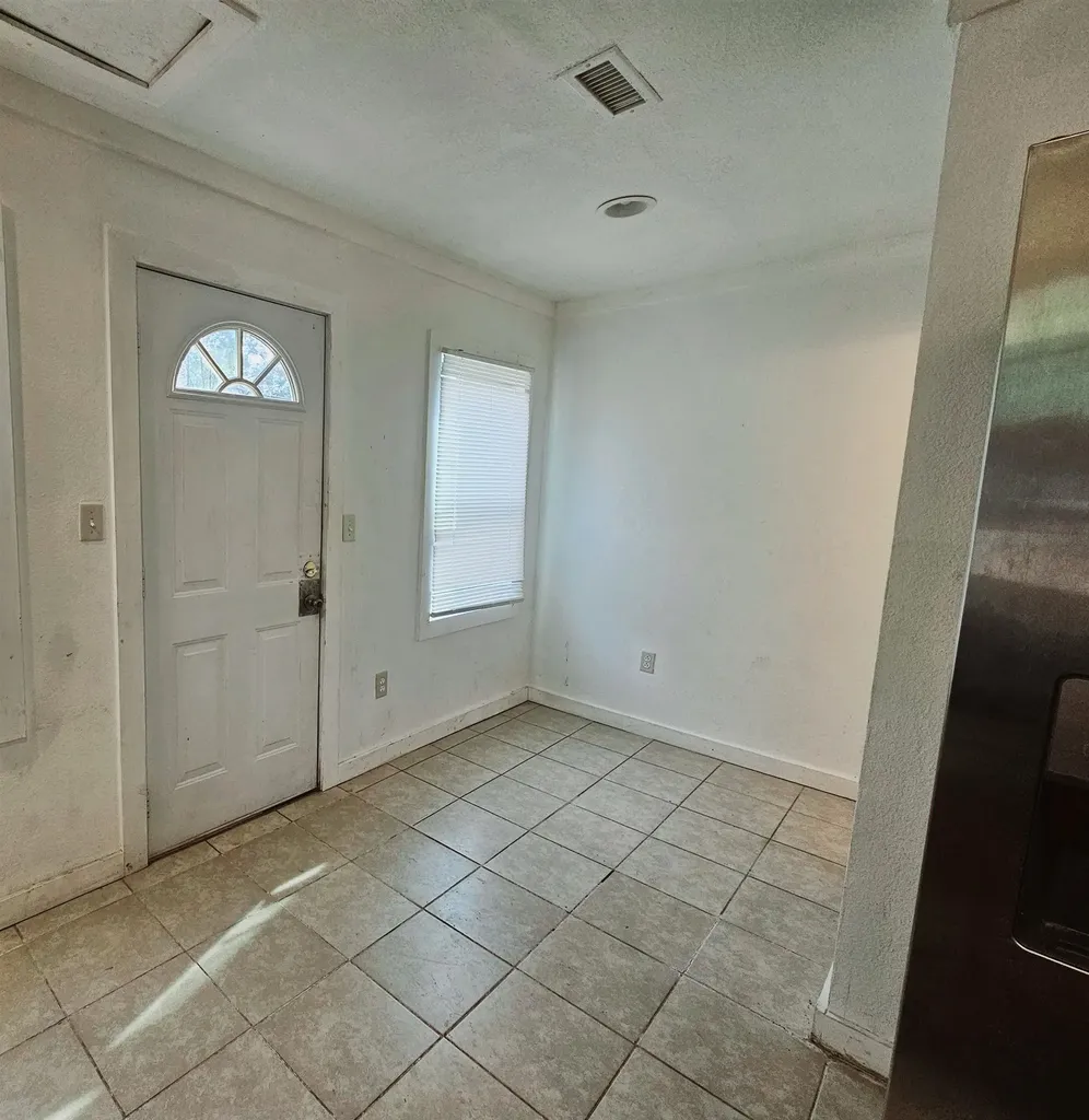 3827-3829-3231 E Cessna Street Wichita KS 67210