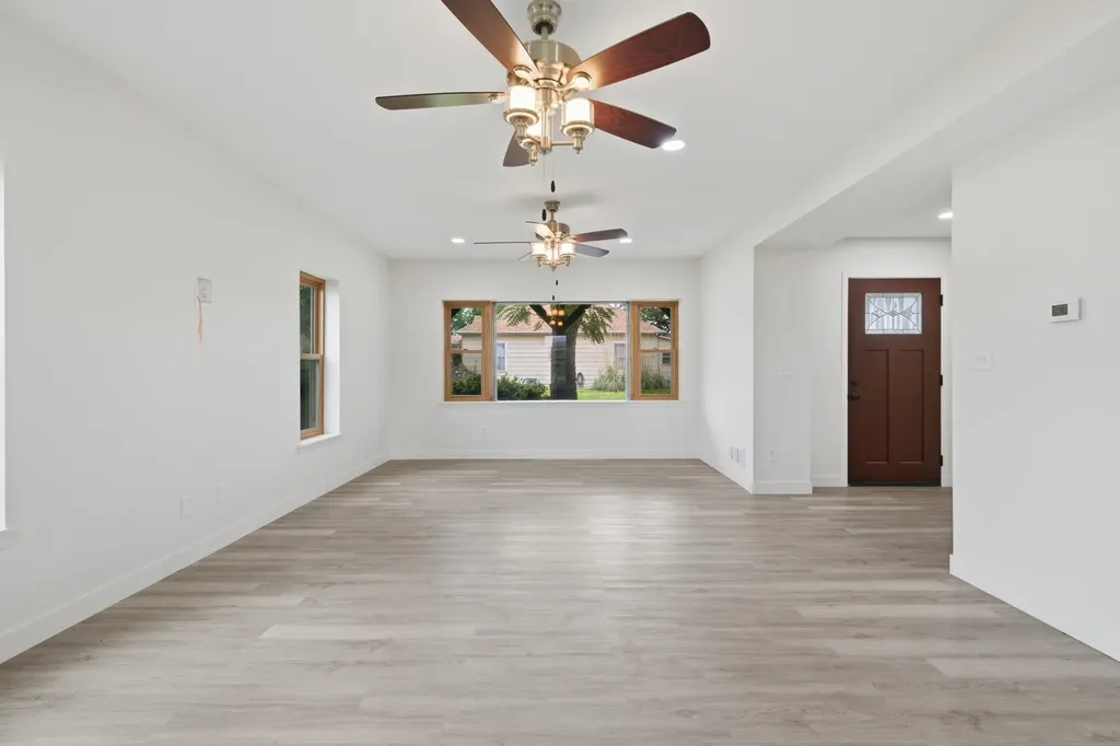 215 W Main Street Herington KS 67449