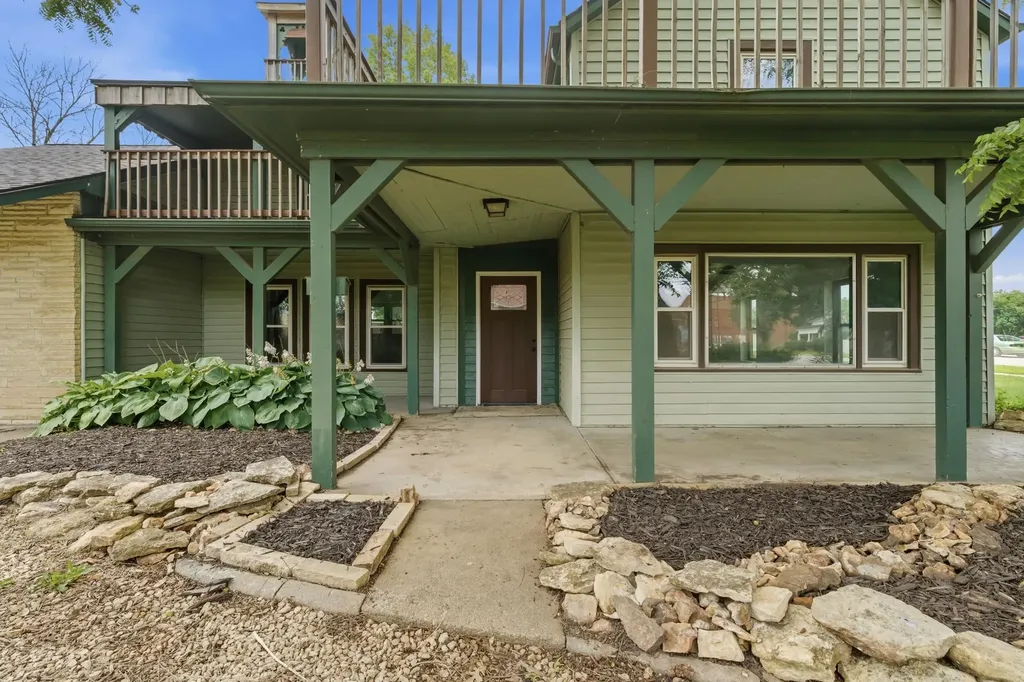 215 W Main Street Herington KS 67449