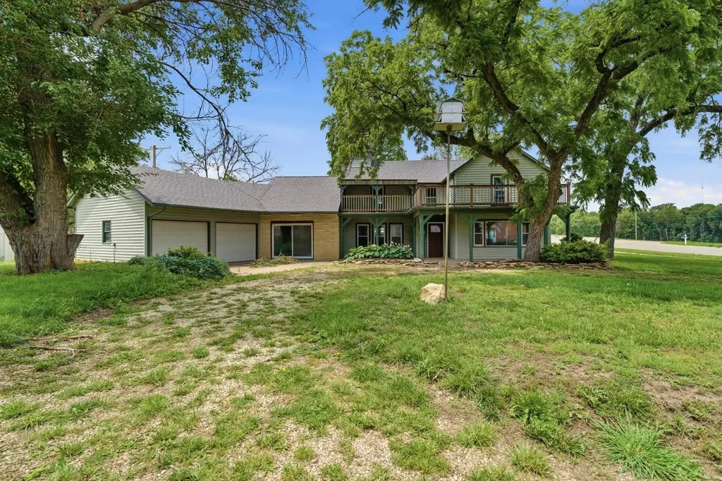 215 W Main Street Herington KS 67449