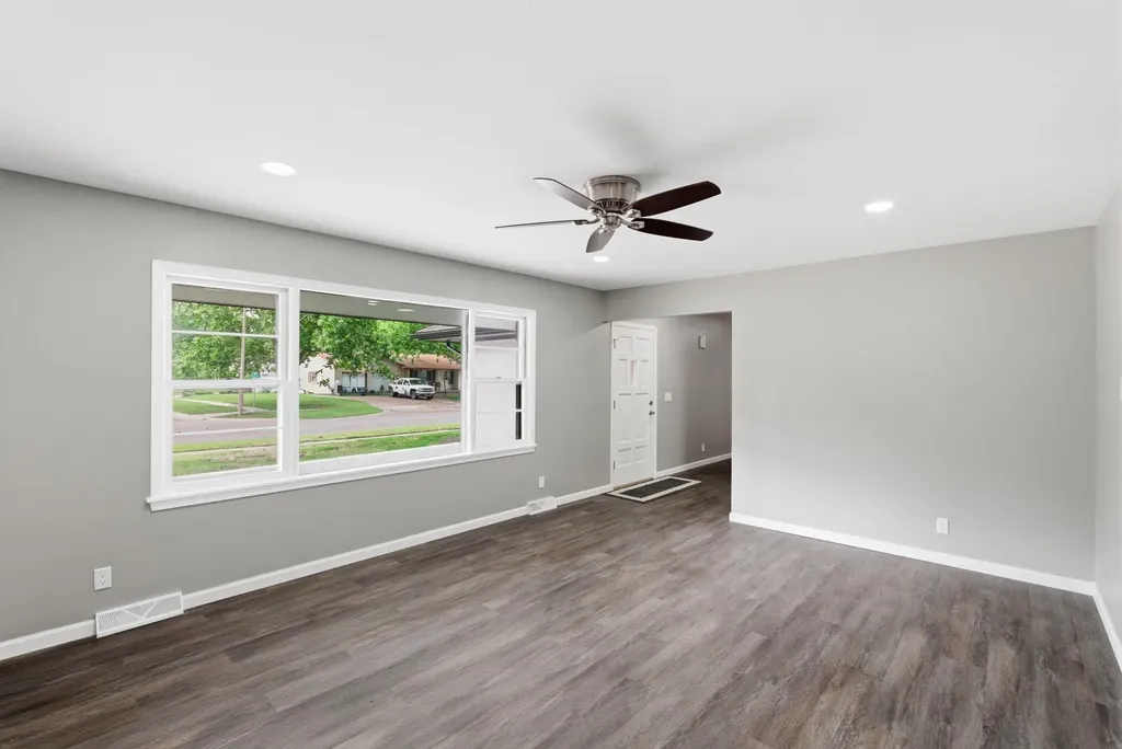 6720 E Zimmerly Street Wichita KS 67207