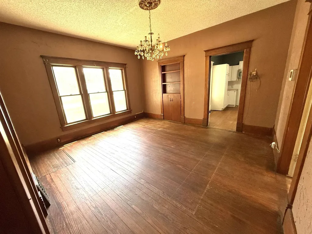 202 N Madison Avenue Anthony KS 67003