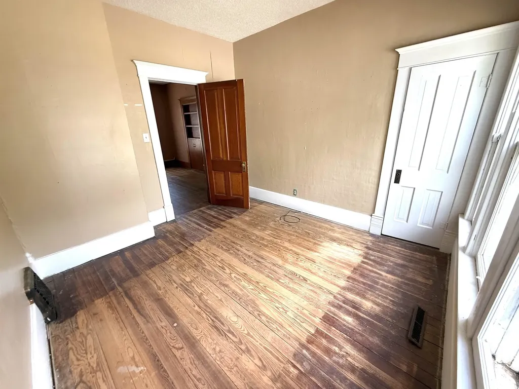 202 N Madison Avenue Anthony KS 67003