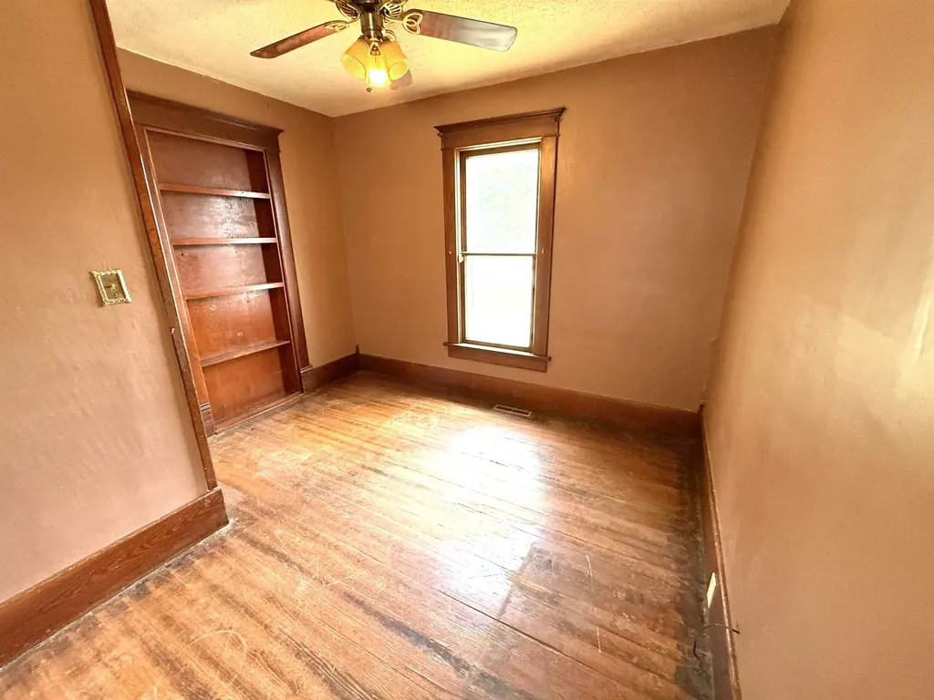 202 N Madison Avenue Anthony KS 67003