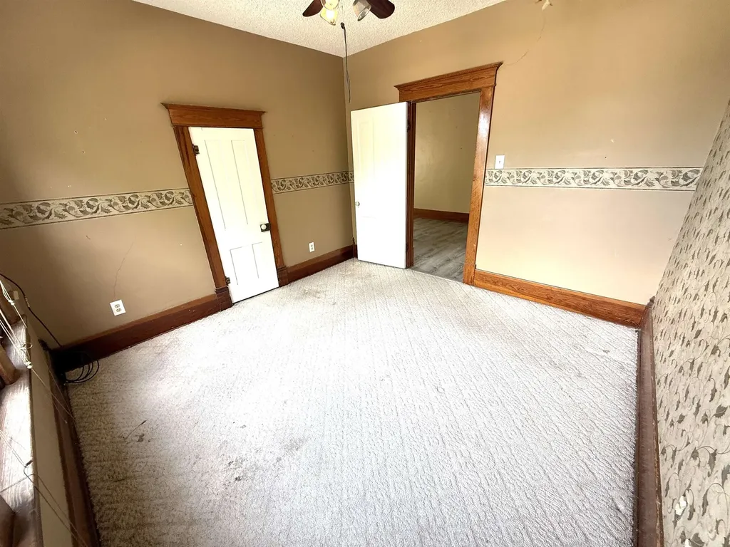 202 N Madison Avenue Anthony KS 67003