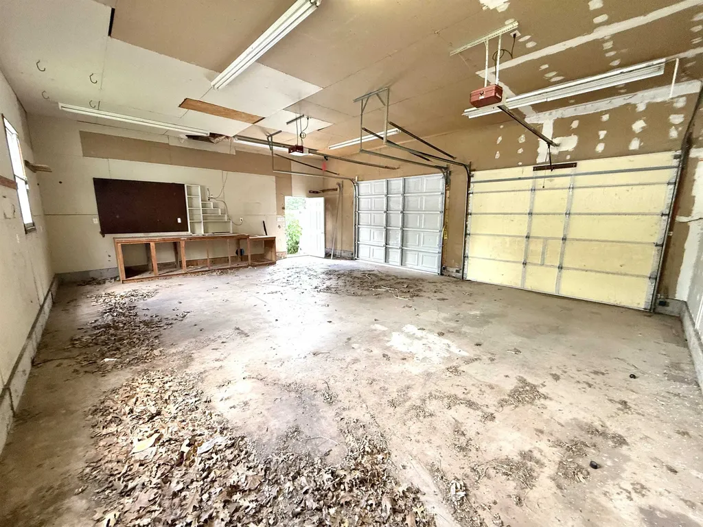 202 N Madison Avenue Anthony KS 67003