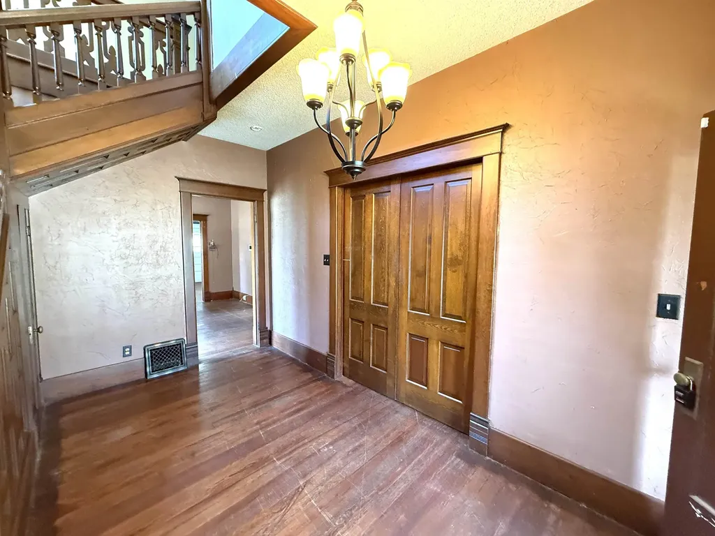 202 N Madison Avenue Anthony KS 67003