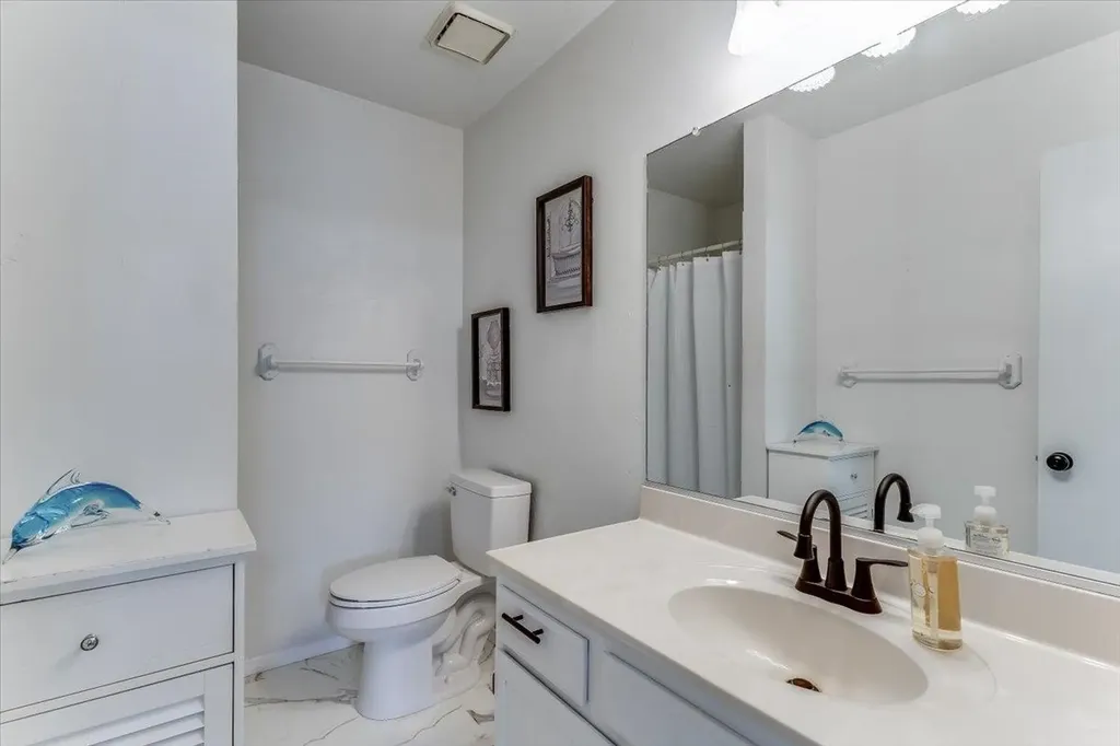 405 N Morris Rose Hill KS 67133