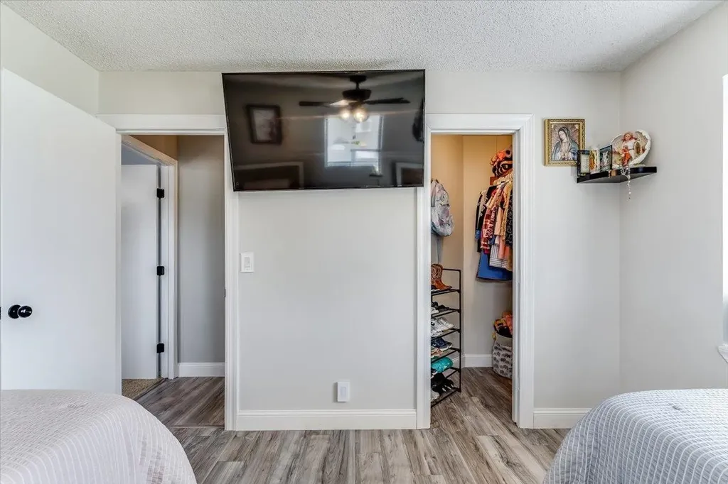405 N Morris Rose Hill KS 67133