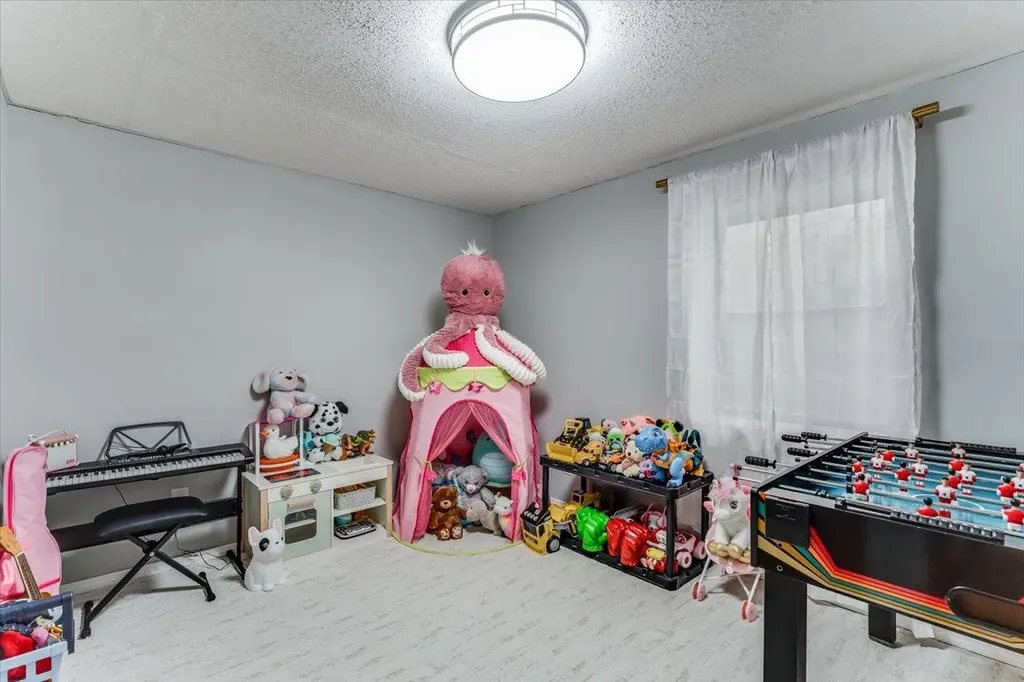 405 N Morris Rose Hill KS 67133