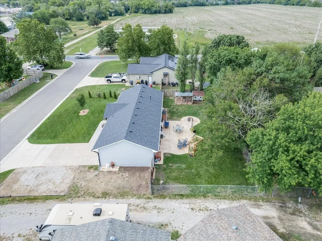 405 N Morris Rose Hill KS 67133