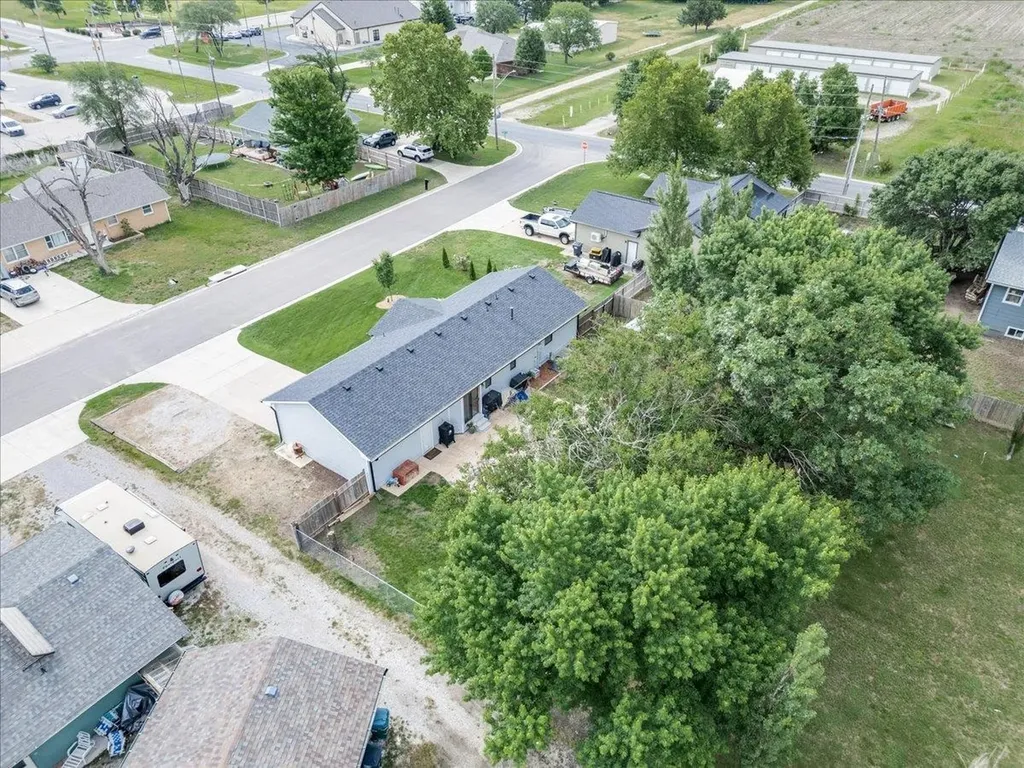 405 N Morris Rose Hill KS 67133