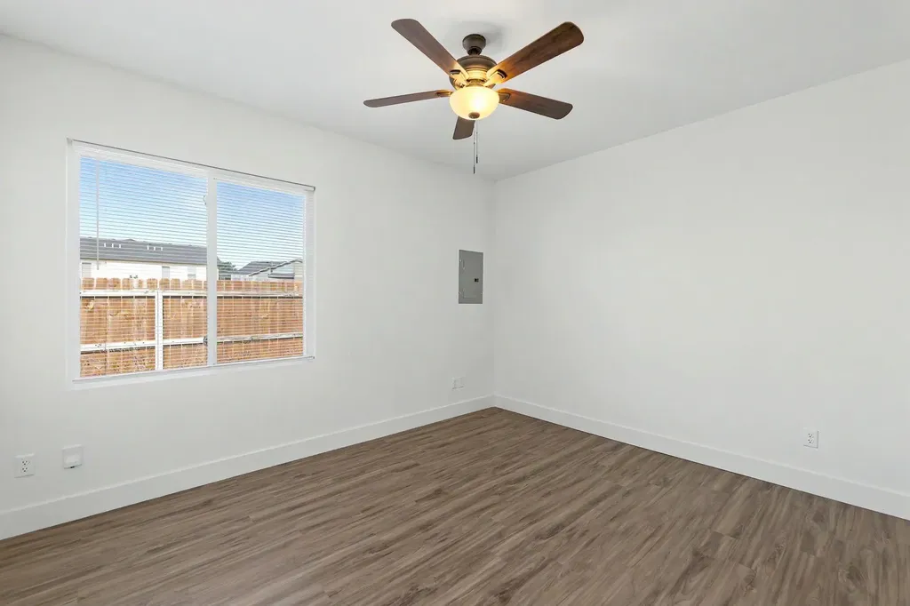 5752 E Bristol Wichita KS 67220