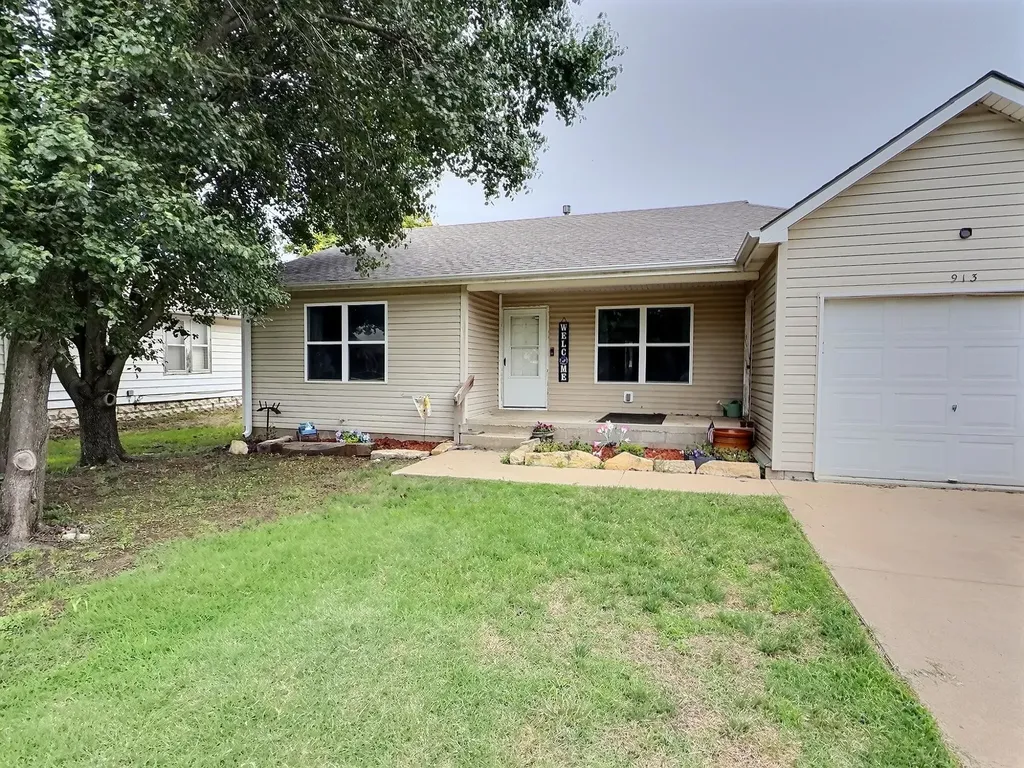 913 N C Street Wellington KS 67152