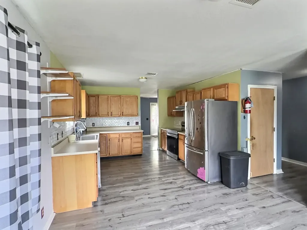 913 N C Street Wellington KS 67152