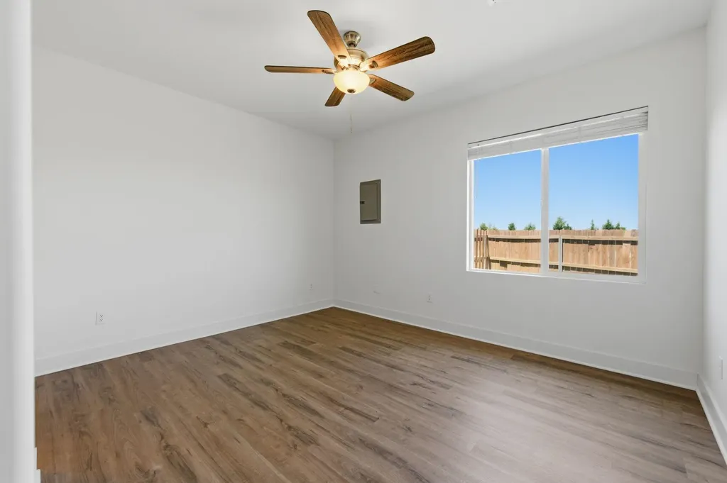 5794 E Bristol Wichita KS 67220