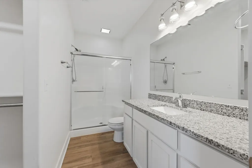 5794 E Bristol Wichita KS 67220