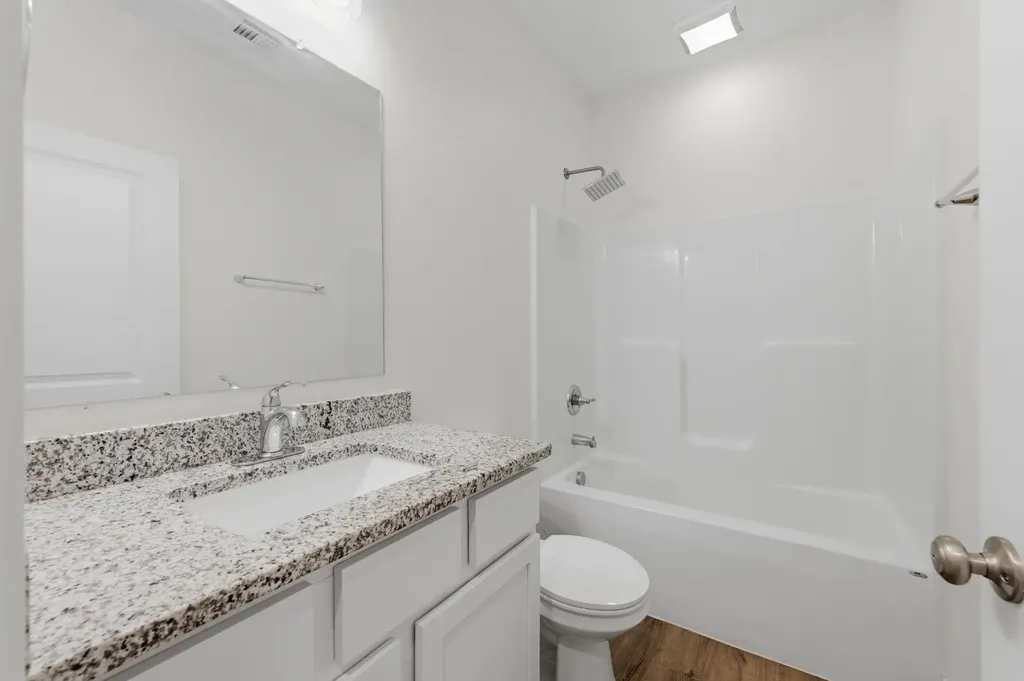 5794 E Bristol Wichita KS 67220