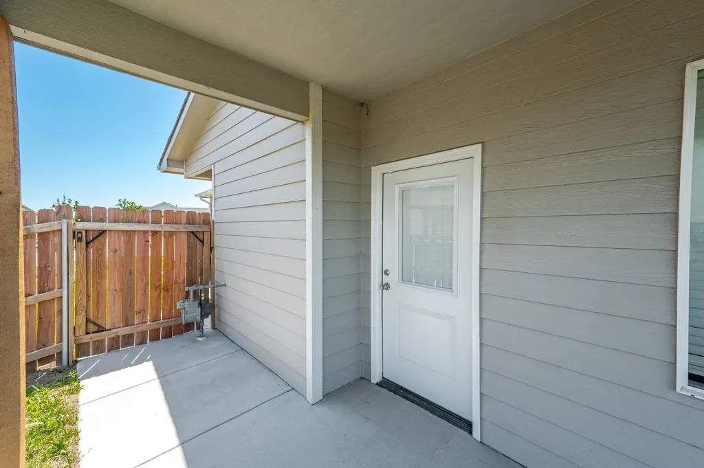 5794 E Bristol Wichita KS 67220