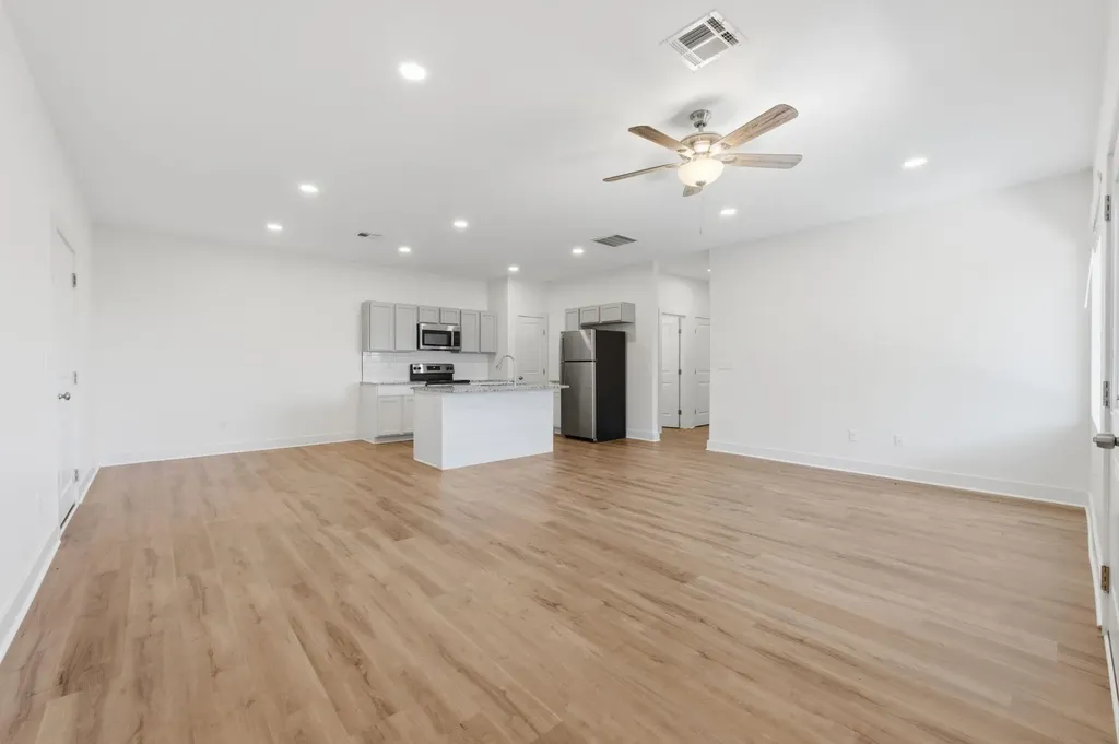 5794 E Bristol Wichita KS 67220