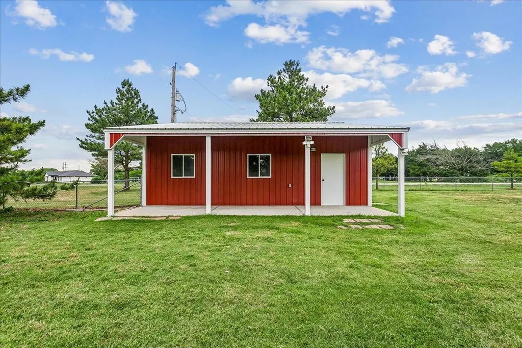 12788 SW 94th Street Andover KS 67002